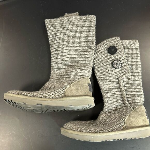 Women’s Ugg Boots size 4 / 36 - Picture 1 of 6